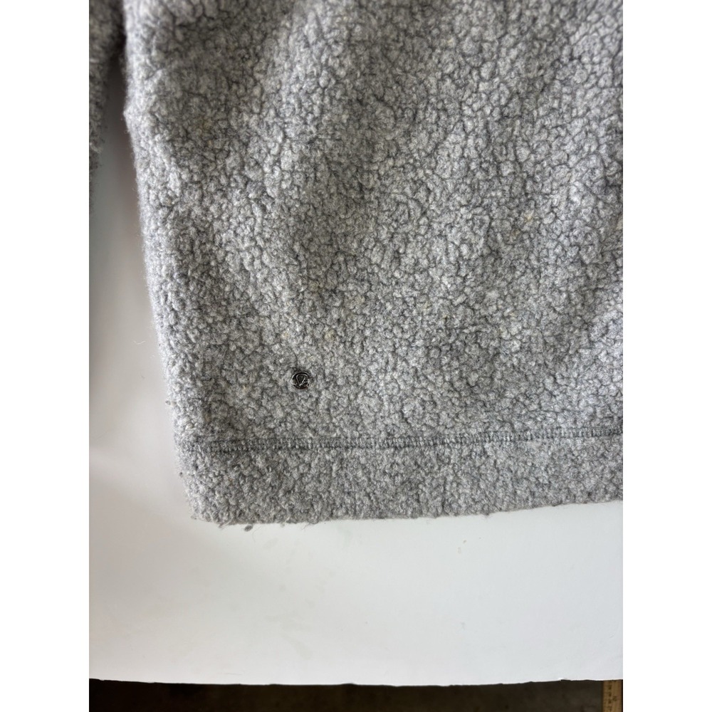 Lululemon Women's So Sherpa Hooded Jacket Grey FUZZY Wool Zip up Coat Size 6 - Picture 5 of 10